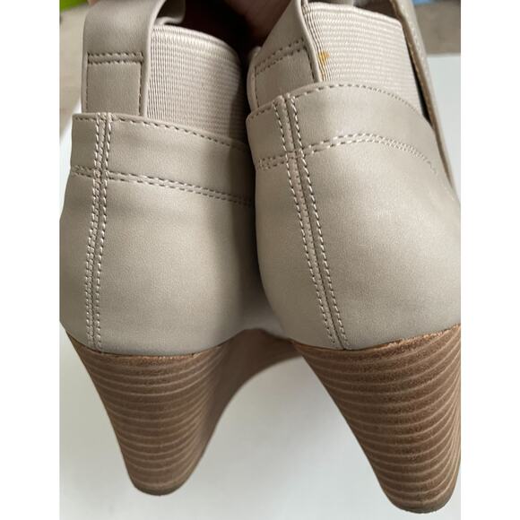 Dolce Vita Wedge Heeled Bootie Boots Tan Size 7.5 NEW - Picture 7 of 8